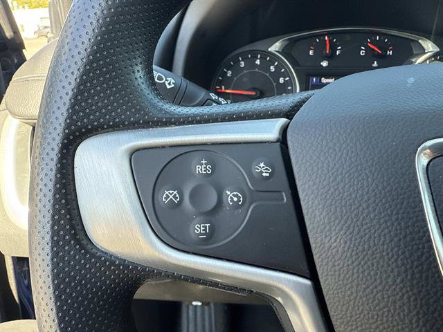 Used 2023 GMC Terrain SLE w/ Driver Convenience Package image 16