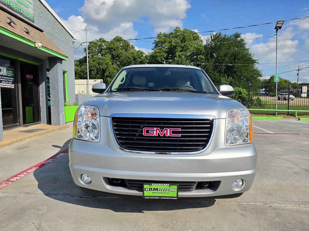 Used 2014 GMC Yukon XL SLT w/ SLT-2 Equipment Package RWD image 8