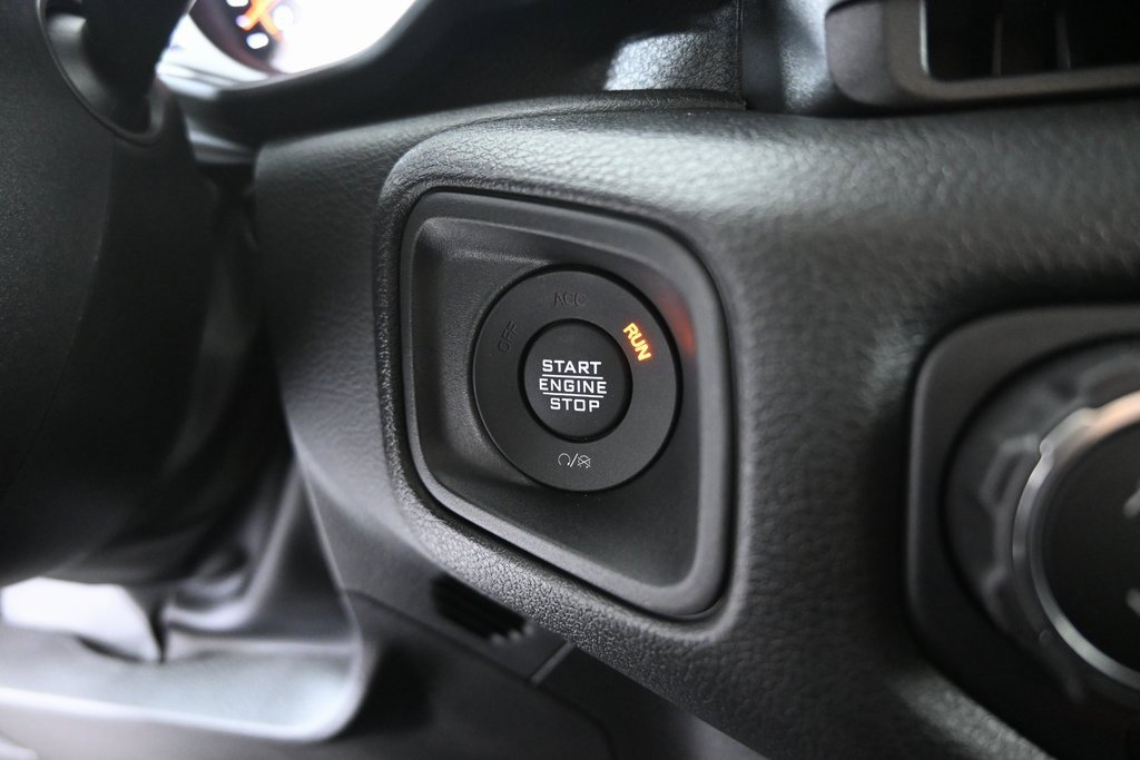 New 2025 Jeep Gladiator Willys image 32