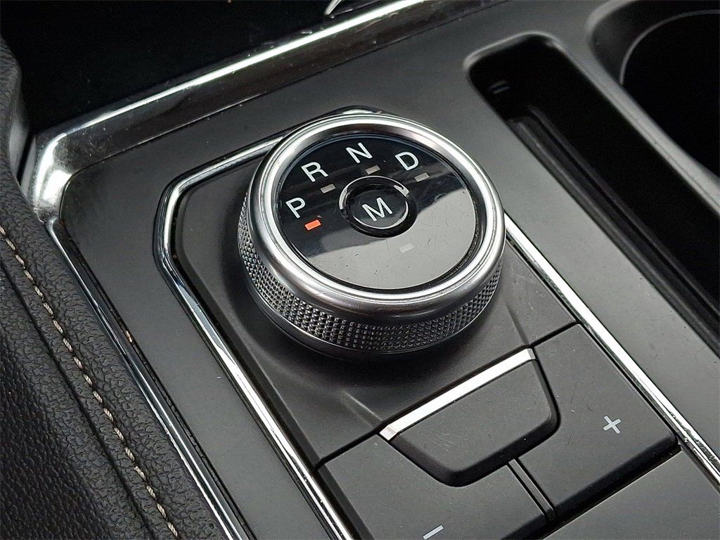 Used 2024 Ford Expedition Max XLT image 16