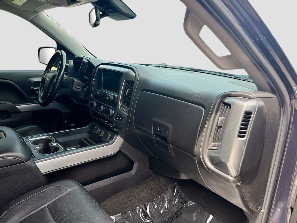 Used 2018 Chevrolet Silverado 1500 LTZ Z71 w/ Centennial Edition AWD/4WD image 28