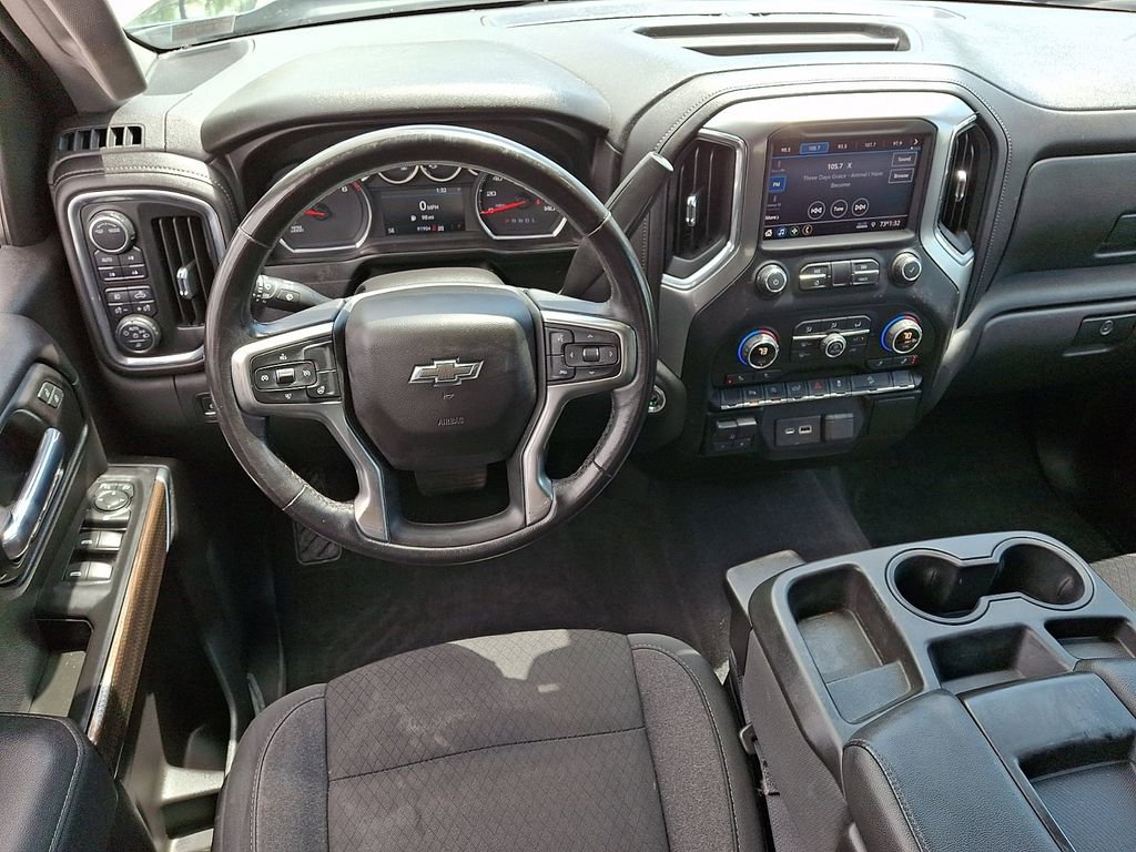 Used 2020 Chevrolet Silverado 1500 LT Trail Boss w/ Convenience Package AWD/4WD image 2