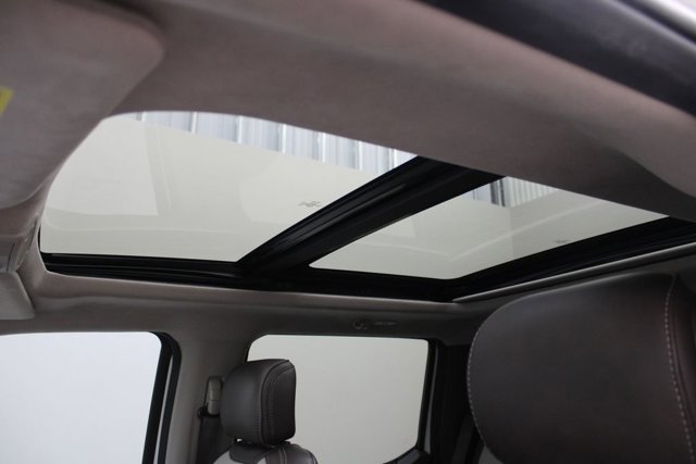 Certified 2019 Ford F150 Limited w/ Trailer Tow Package AWD/4WD image 4