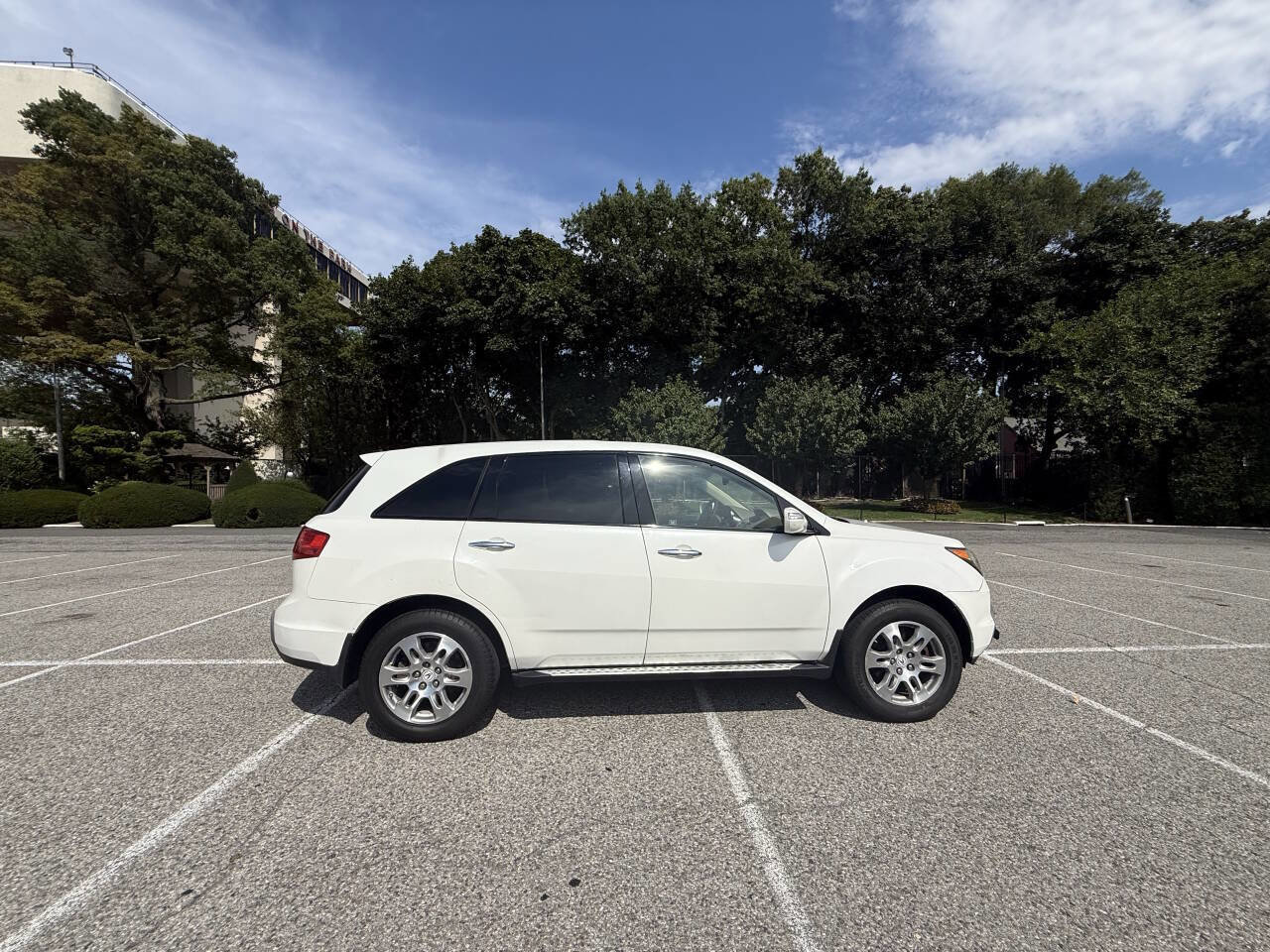 Used 2009 Acura MDX w/ Technology & Entertainment