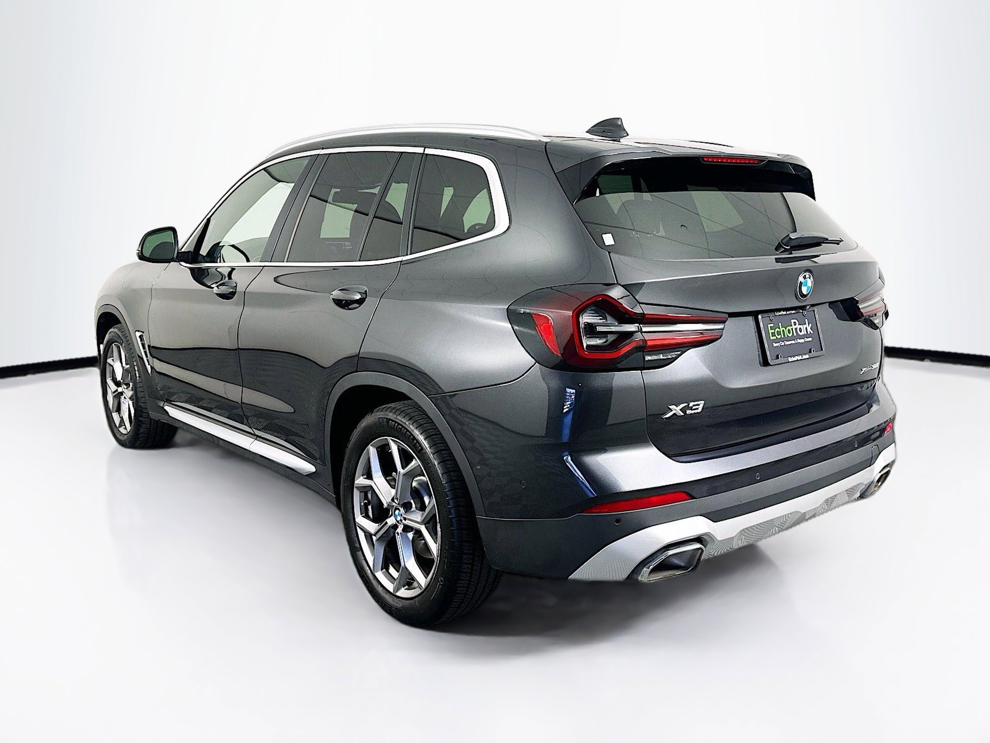 Used 2023 BMW X3 xDrive30i w/ Premium Package AWD/4WD image 5