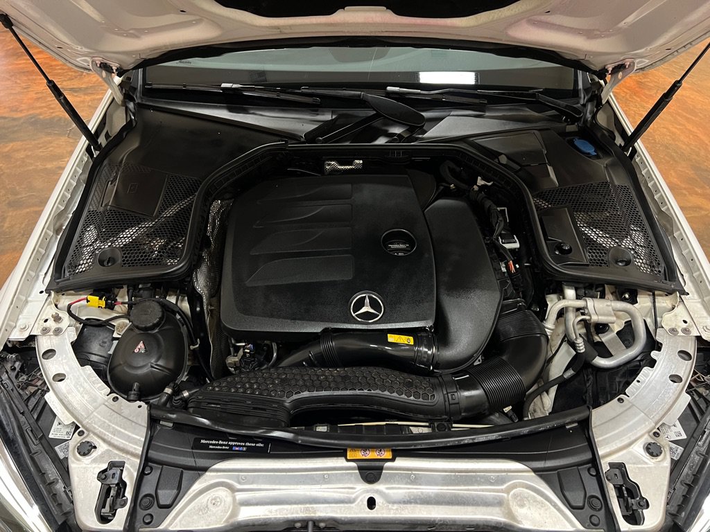 Used 2019 Mercedes-Benz C 300 Sedan image 40