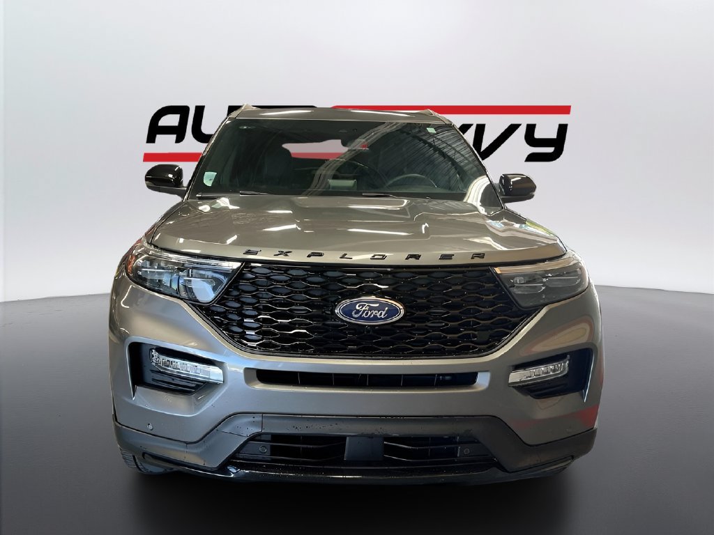 Used 2024 Ford Explorer ST w/ Equipment Group 401A AWD/4WD image 2