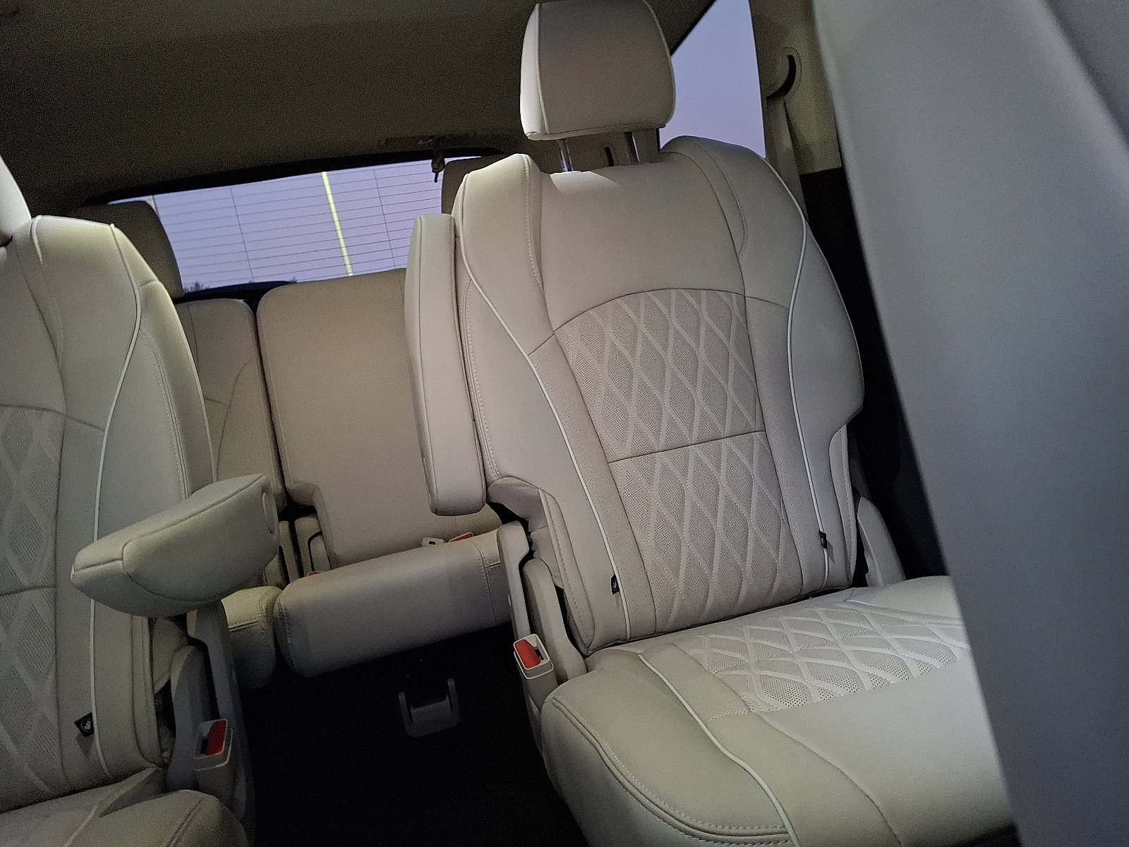 Certified 2024 Buick Enclave Avenir w/ Avenir Technology Package image 20