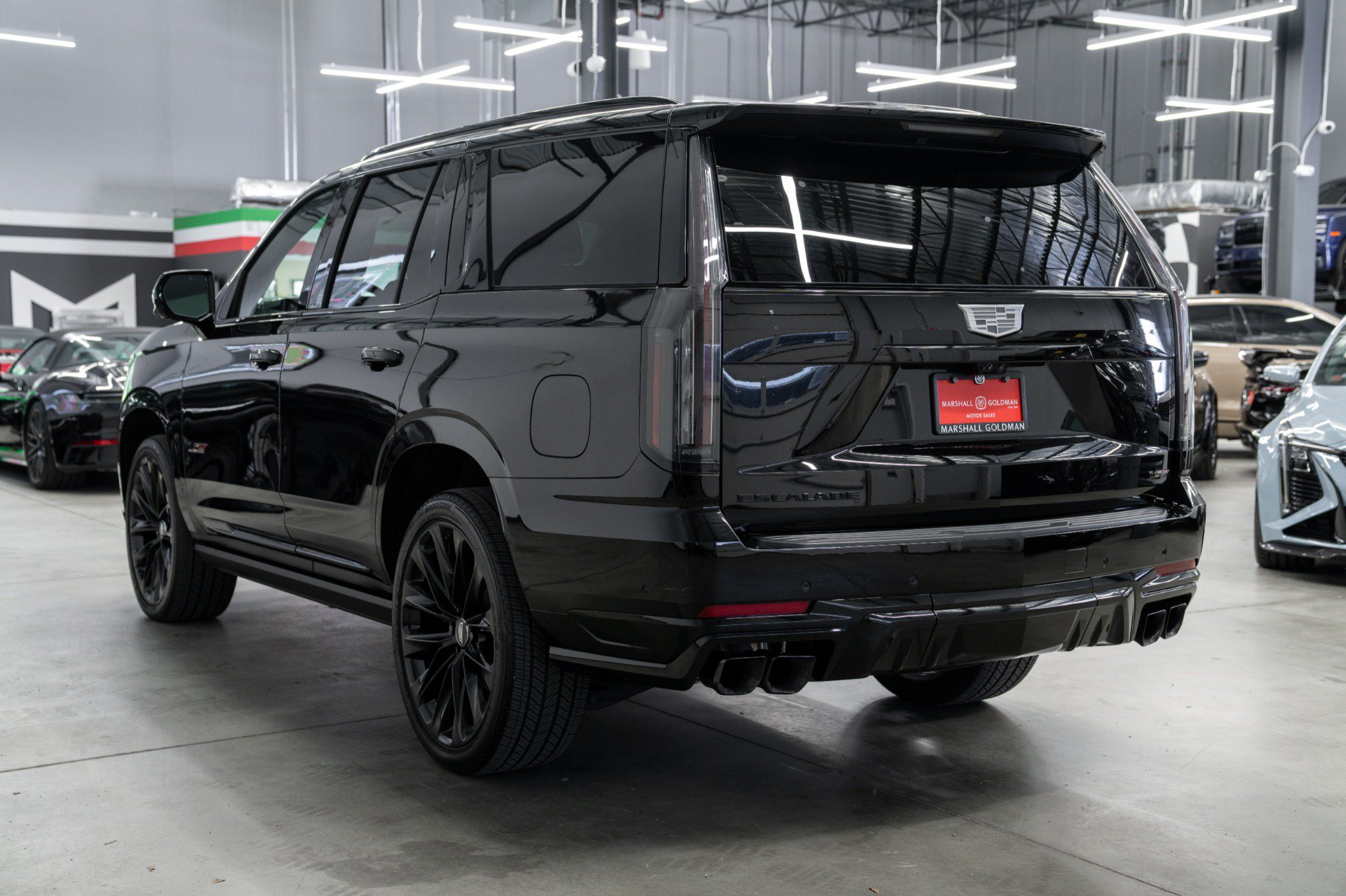 Used 2025 Cadillac Escalade V w/ LPO, ONYX Package AWD/4WD image 6