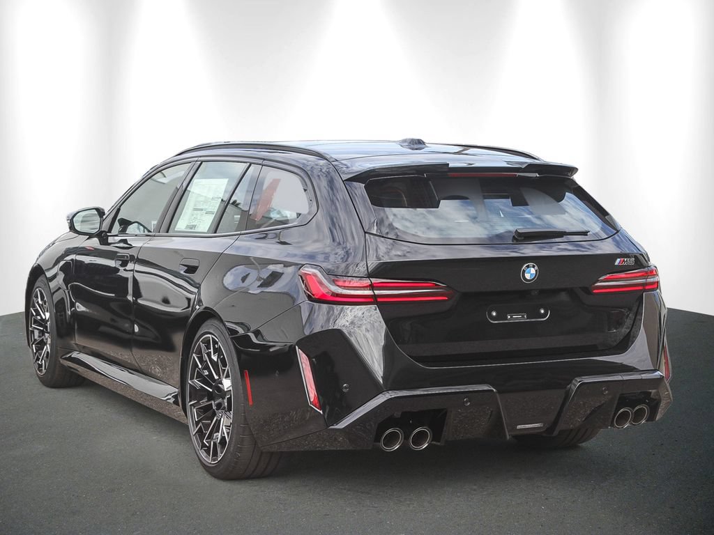 New 2026 BMW M5 Touring AWD/4WD image 4