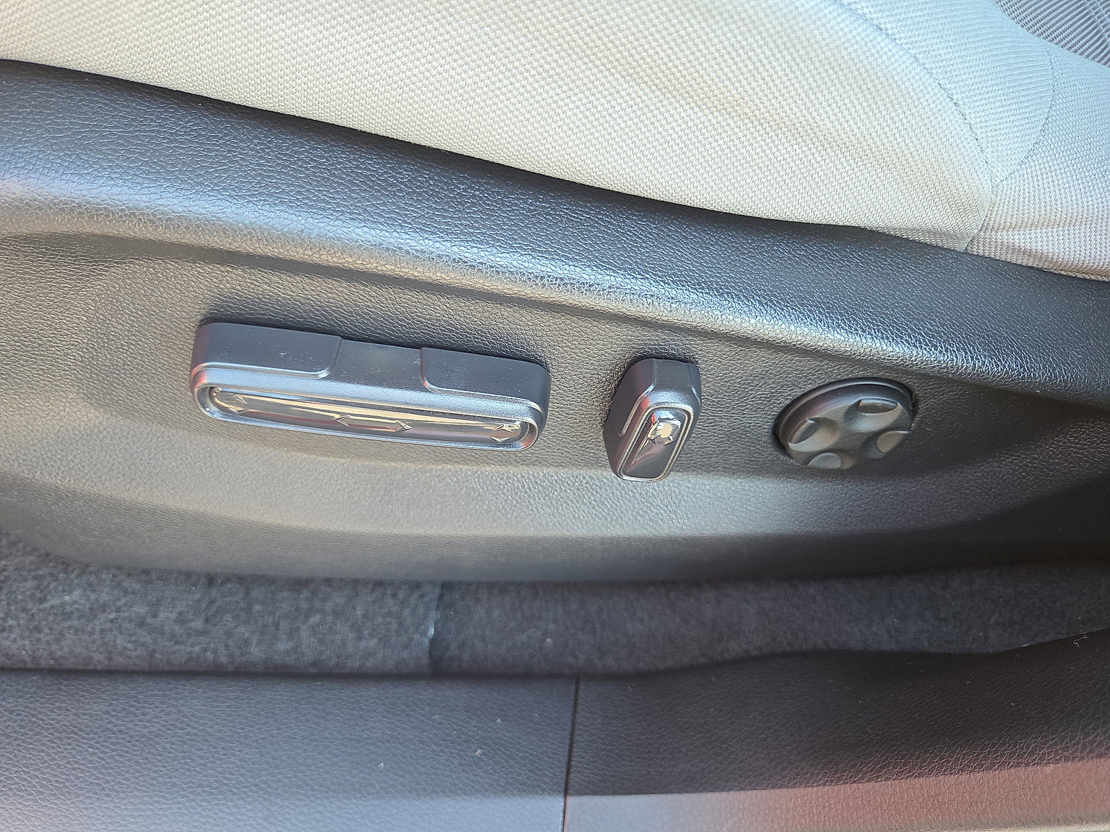 Used 2022 Honda CR-V EX image 32