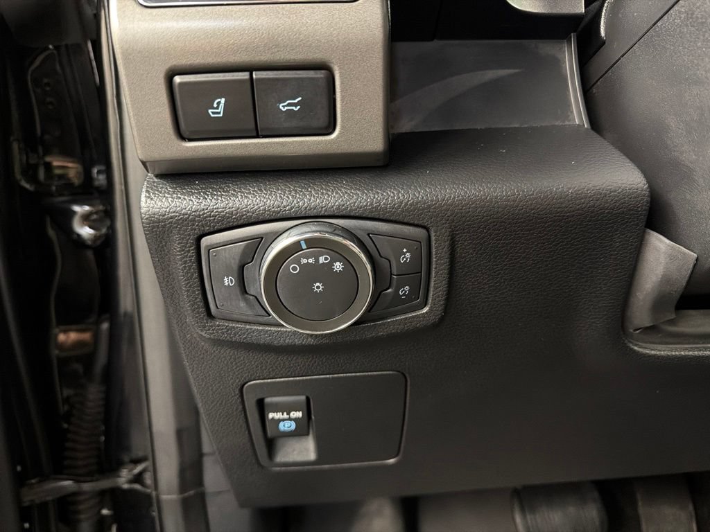 Used 2021 Ford Expedition XLT AWD/4WD image 24