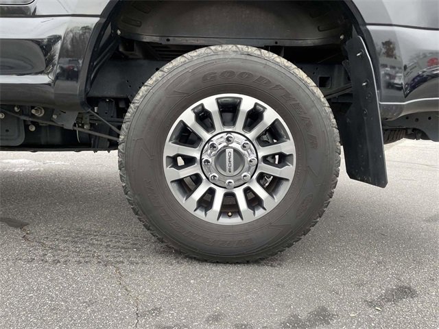 Used 2022 Ford F250 Lariat image 9