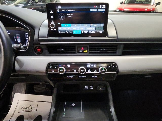 Certified 2023 Honda Pilot Elite image 14