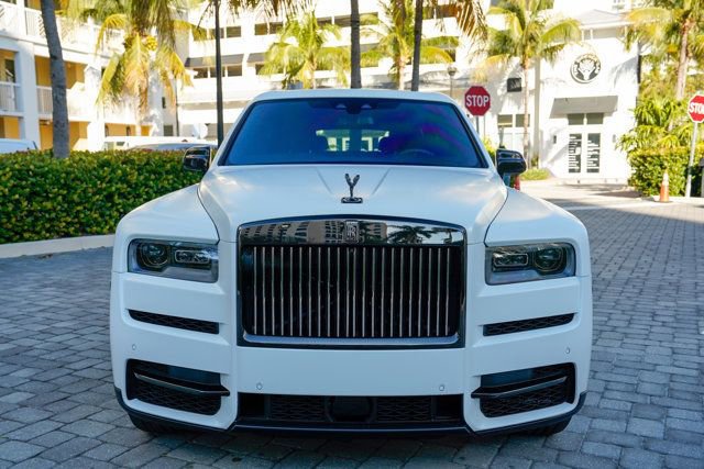 Used 2023 Rolls-Royce Cullinan Black Badge w/ Driver's Package image 2