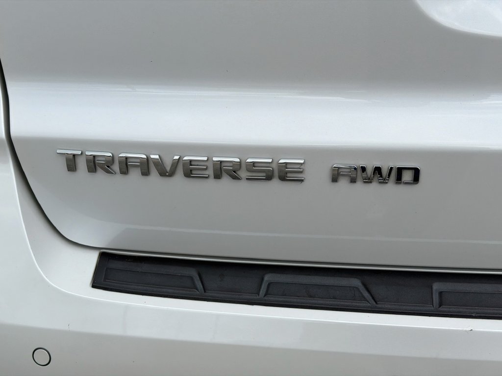 Used 2017 Chevrolet Traverse LT AWD/4WD image 11