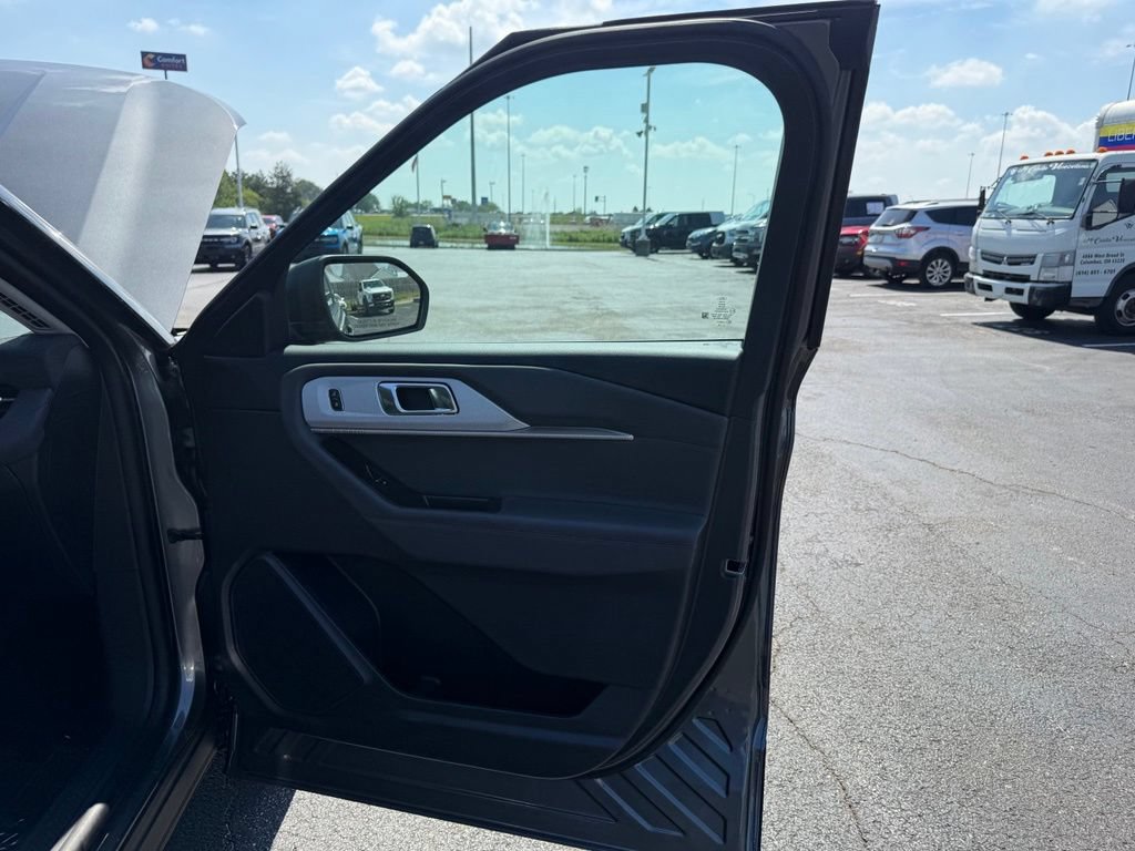 New 2026 Ford Explorer Active w/ Active Comfort Package AWD/4WD image 57