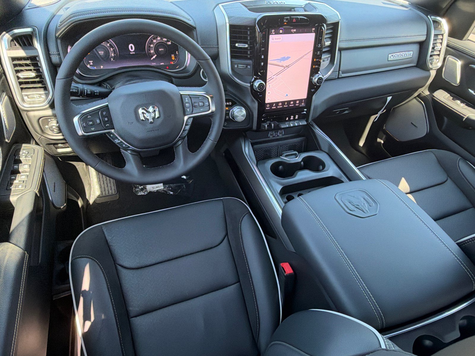 New 2027 RAM 1500 Laramie AWD/4WD image 24