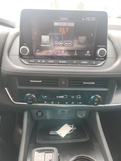 Used 2026 Nissan Rogue SV image 13