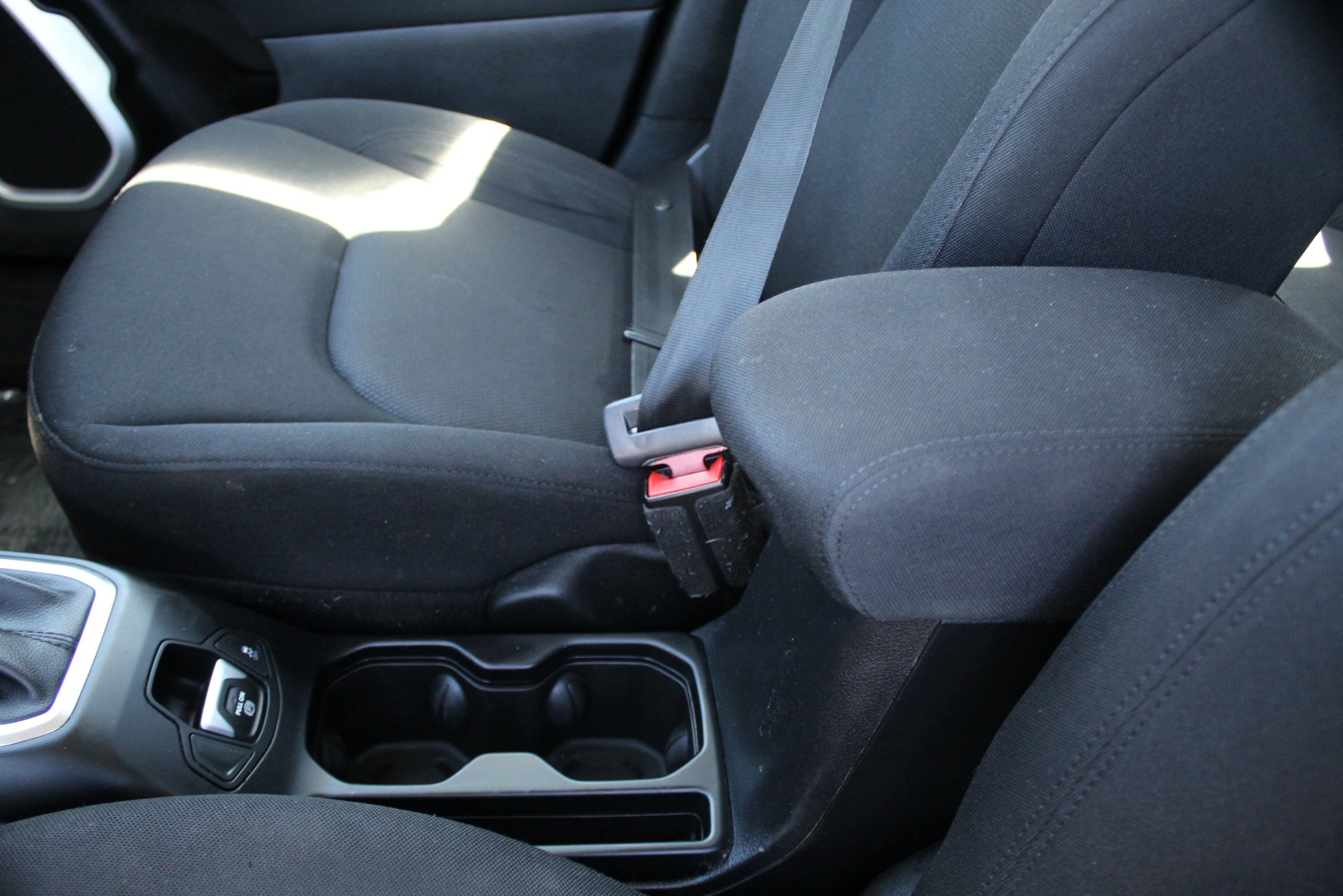 Used 2020 Jeep Renegade Sport AWD/4WD image 29