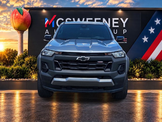 Used 2024 Chevrolet Colorado Trail Boss w/ Advanced Trailering Package AWD/4WD image 8