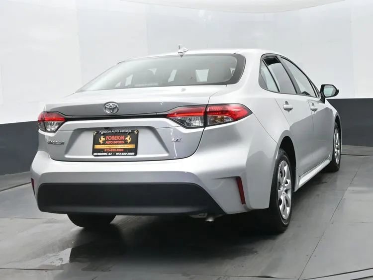 Used 2025 Toyota Corolla LE image 8