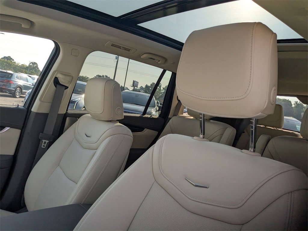 New 2025 Cadillac XT6 Premium Luxury w/ Technology Package image 12