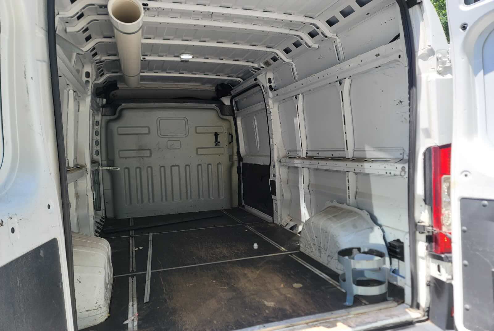 Used 2019 RAM ProMaster 2500 w/ Interior Convenience Group FWD image 13