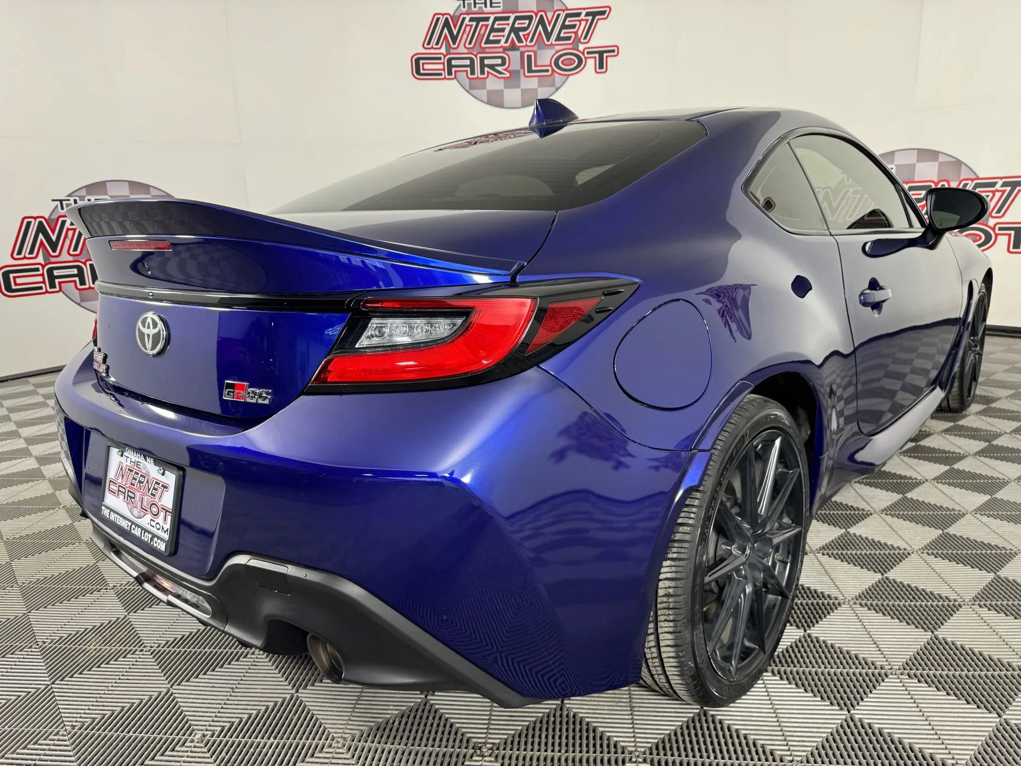 Used 2024 Toyota GR86 Premium RWD image 26