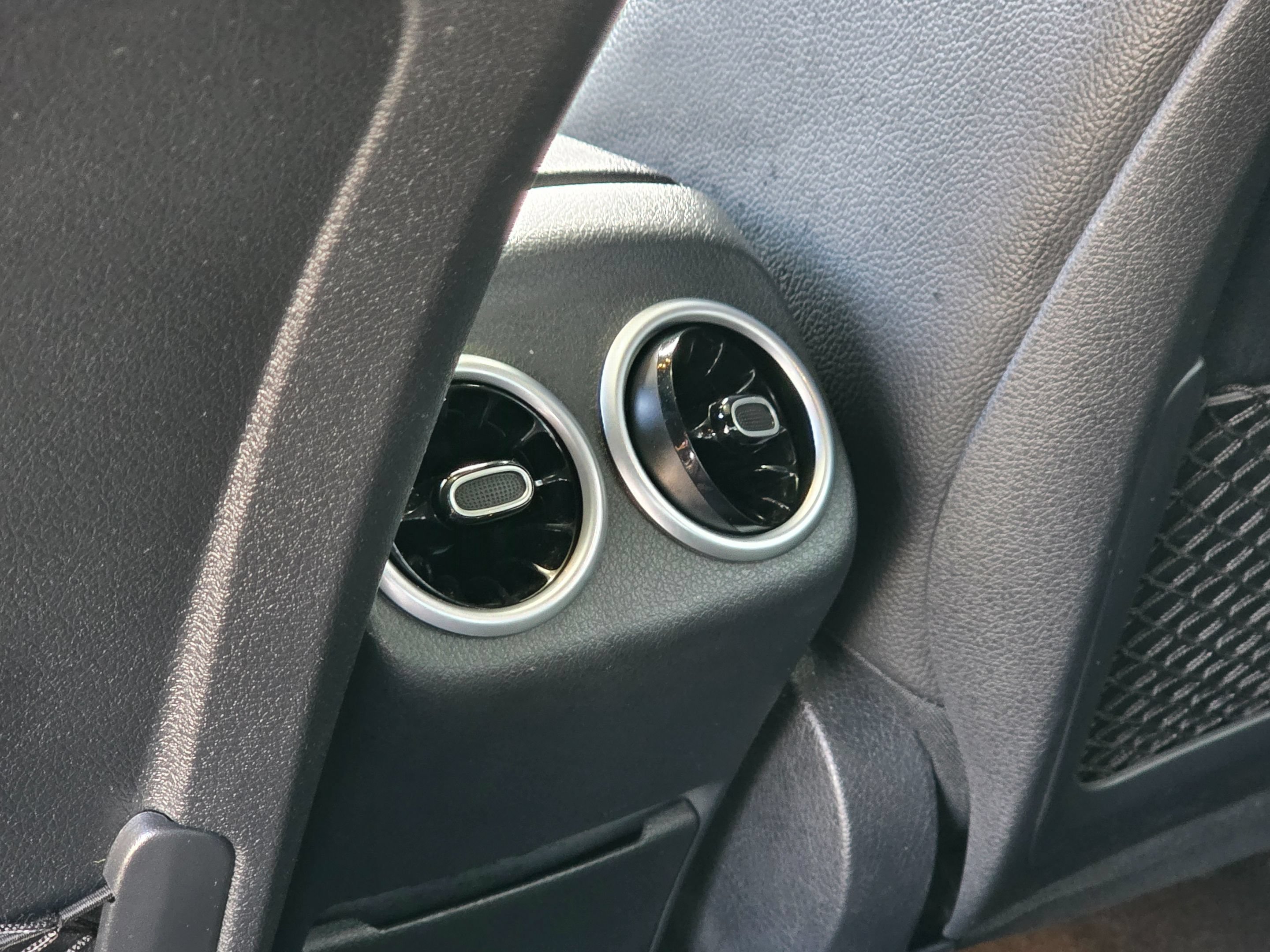 Used 2019 Mercedes-Benz A 220 w/ Premium Package image 20
