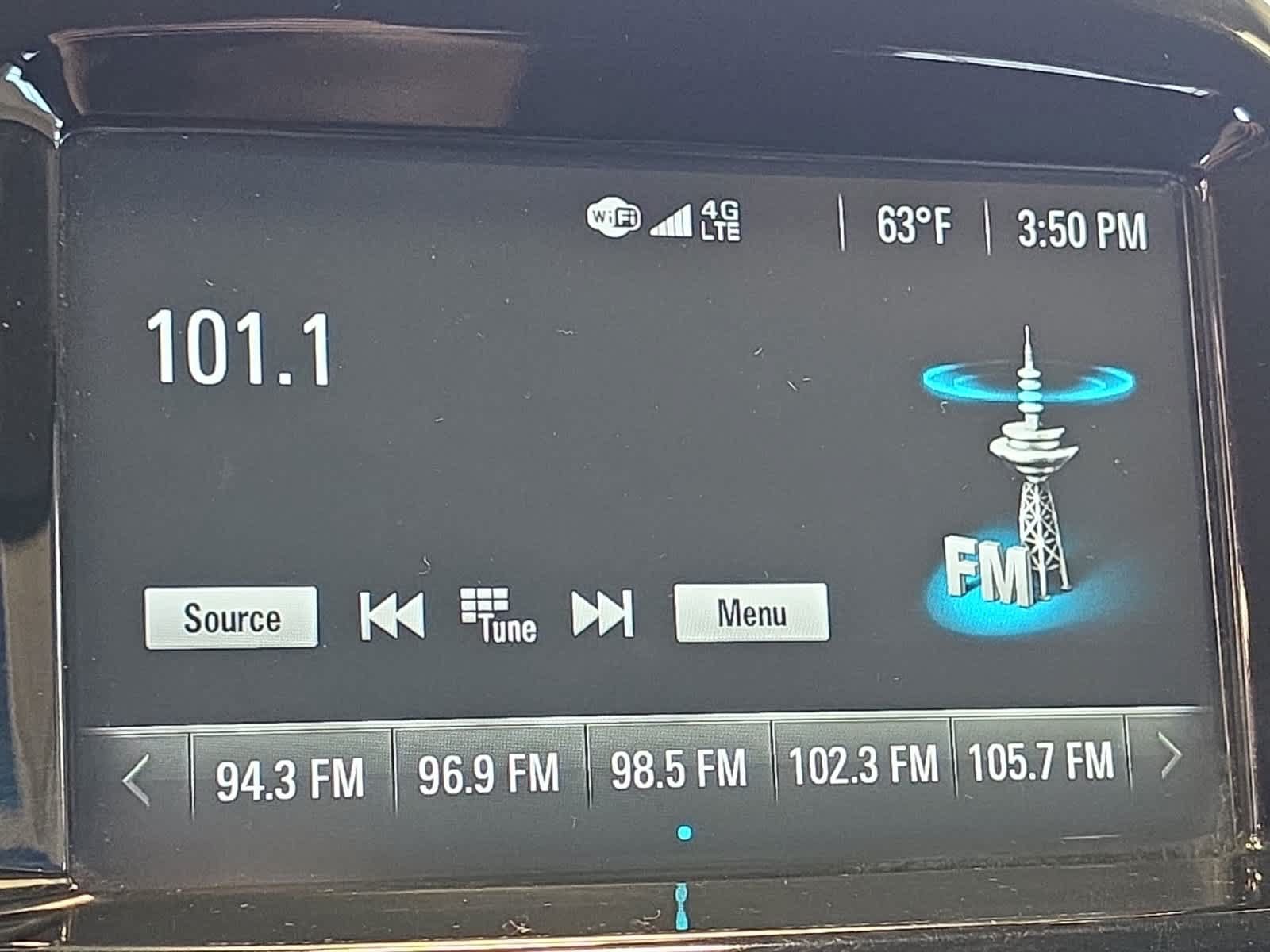 Used 2018 Chevrolet Spark LT FWD image 25