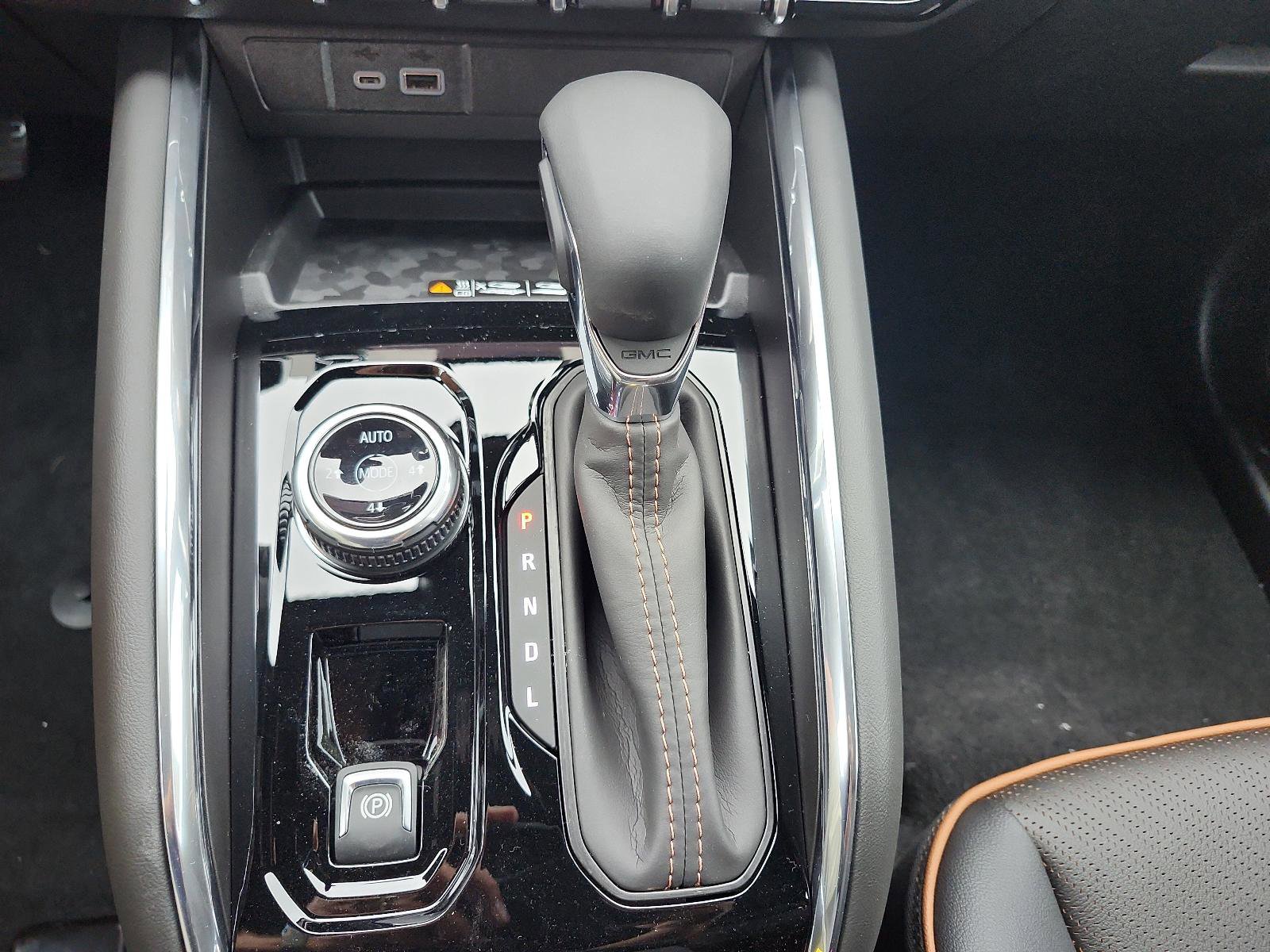 New 2026 GMC Canyon AT4 w/ Technology Plus Package image 15