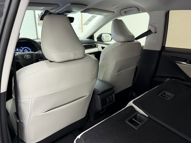 New 2026 Toyota Camry XLE image 31