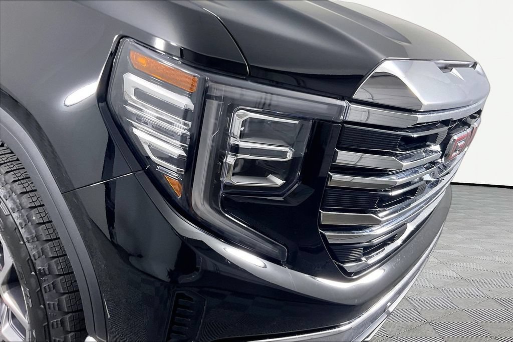 Used 2026 GMC Sierra 1500 SLT w/ SLT Premium Plus Package AWD/4WD image 26