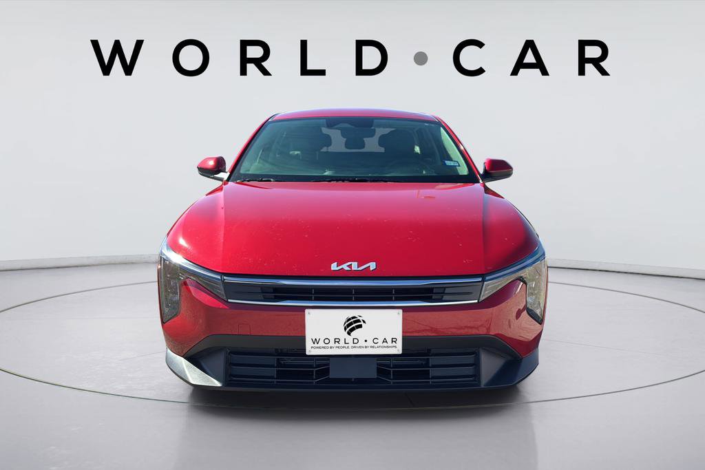 Certified 2025 Kia K4 image 9