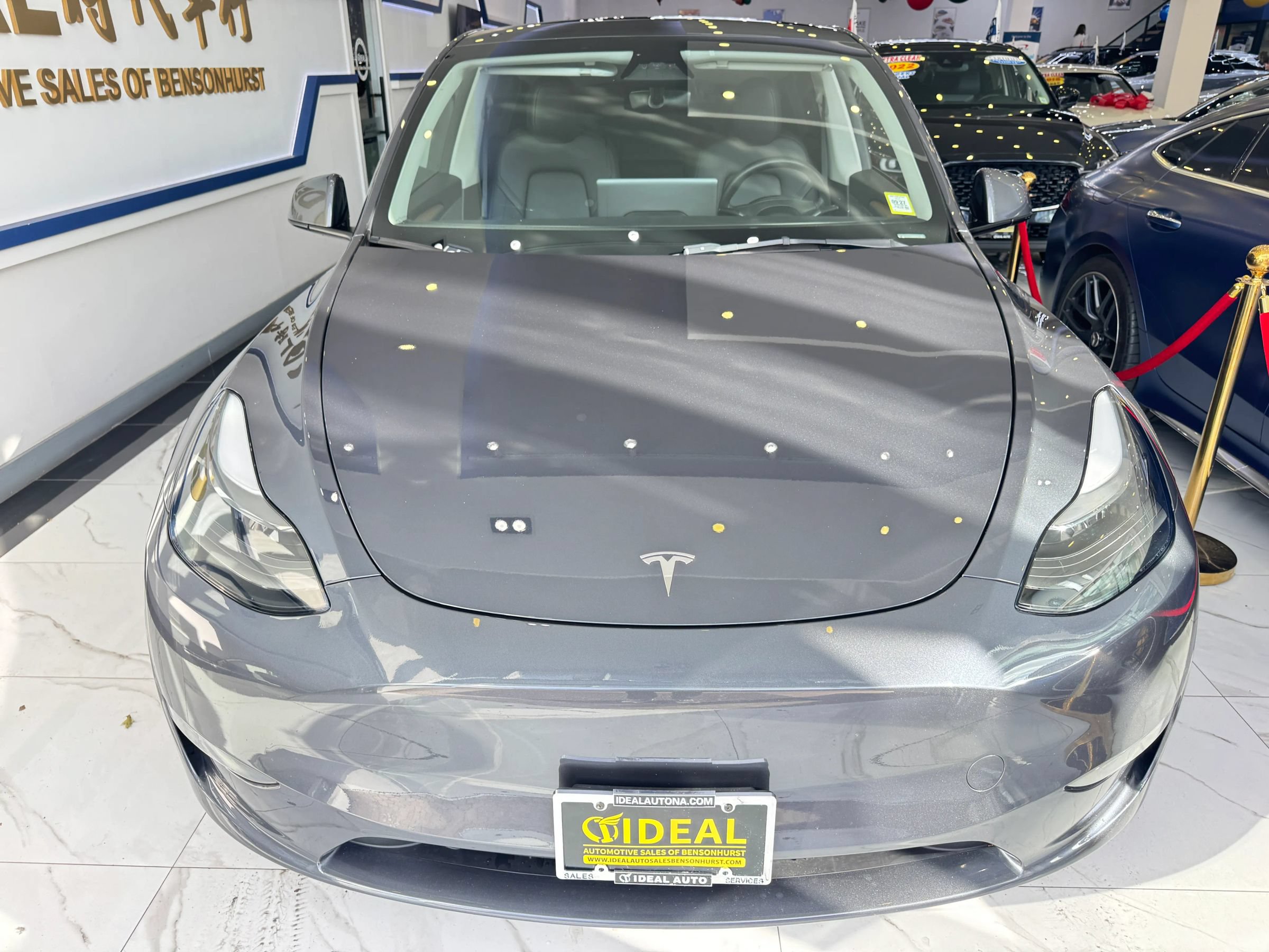 Used 2023 Tesla Model Y Long Range AWD/4WD image 2