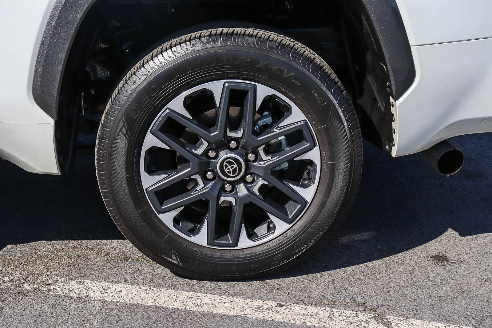 Used 2023 Toyota Tundra Limited image 11