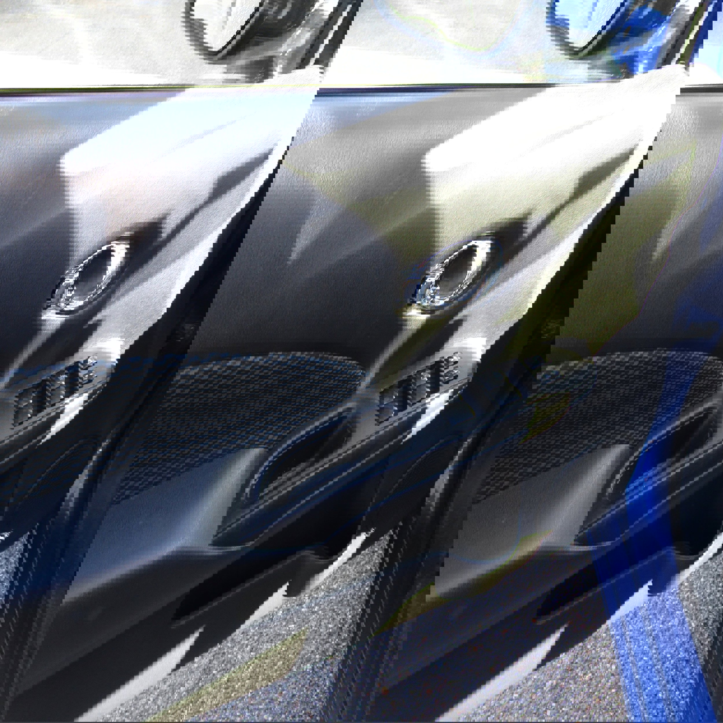 Used 2015 Nissan Versa Note SV w/ SL Tech Package image 14