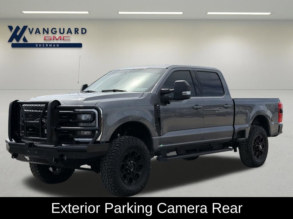 Used 2024 Ford F250 XLT w/ Black Appearance Package image 3