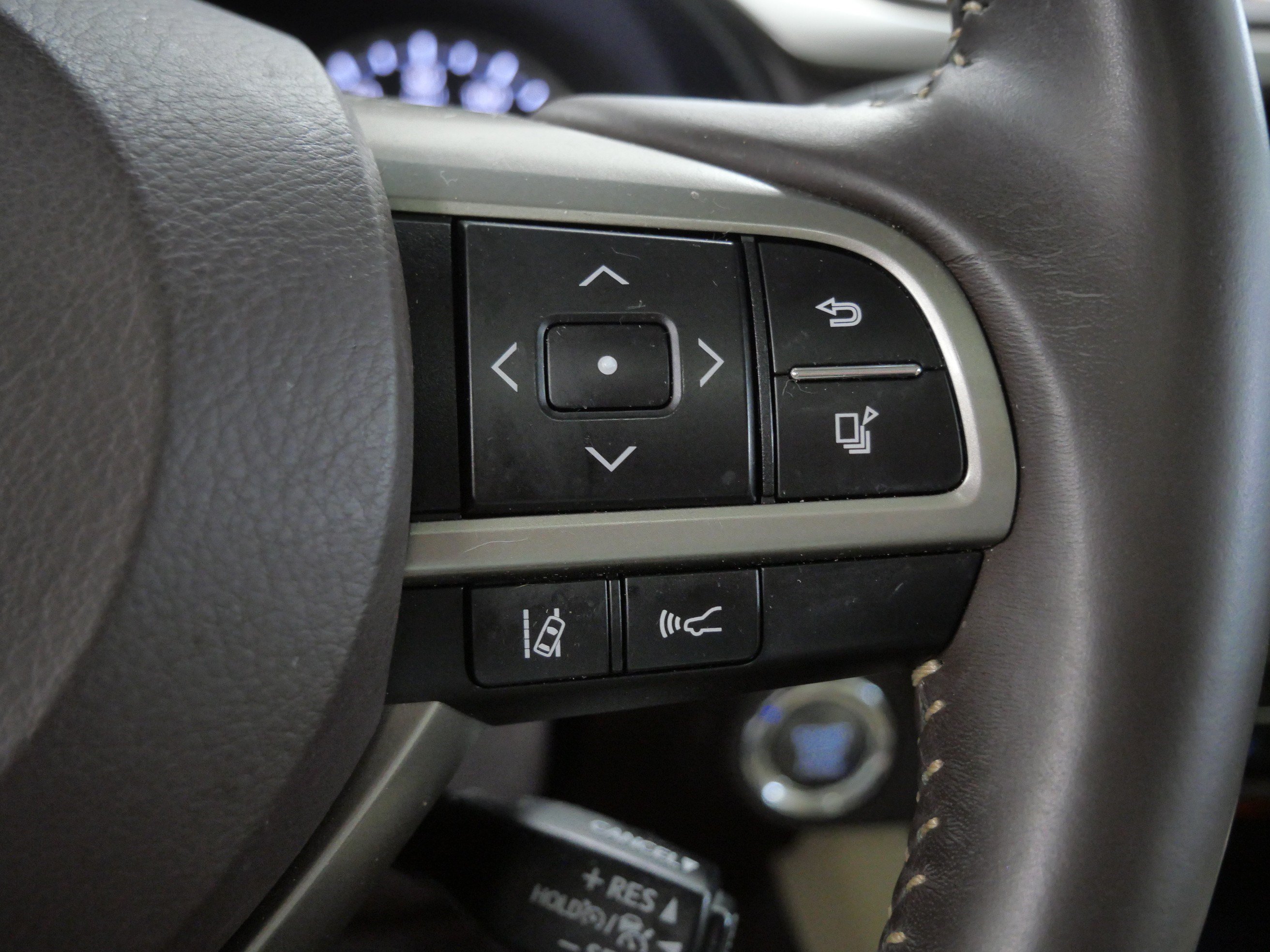 Used 2016 Lexus RX 350 AWD w/ Luxury Package image 29