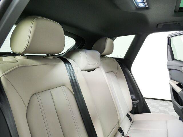 Used 2023 Audi Q4 e-tron Premium Plus w/ Premium Plus AWD/4WD image 24