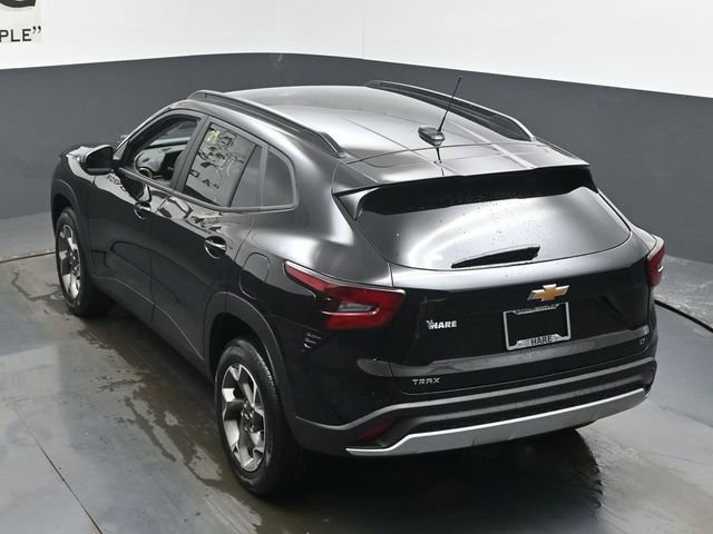 New 2026 Chevrolet Trax LT image 19