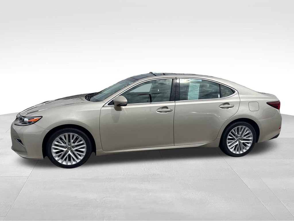 Used 2018 Lexus ES 350 w/ Luxury Package w/Wood Trim FWD image 2
