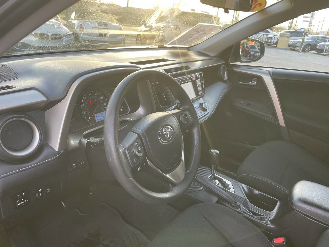 Used 2015 Toyota RAV4 XLE image 22