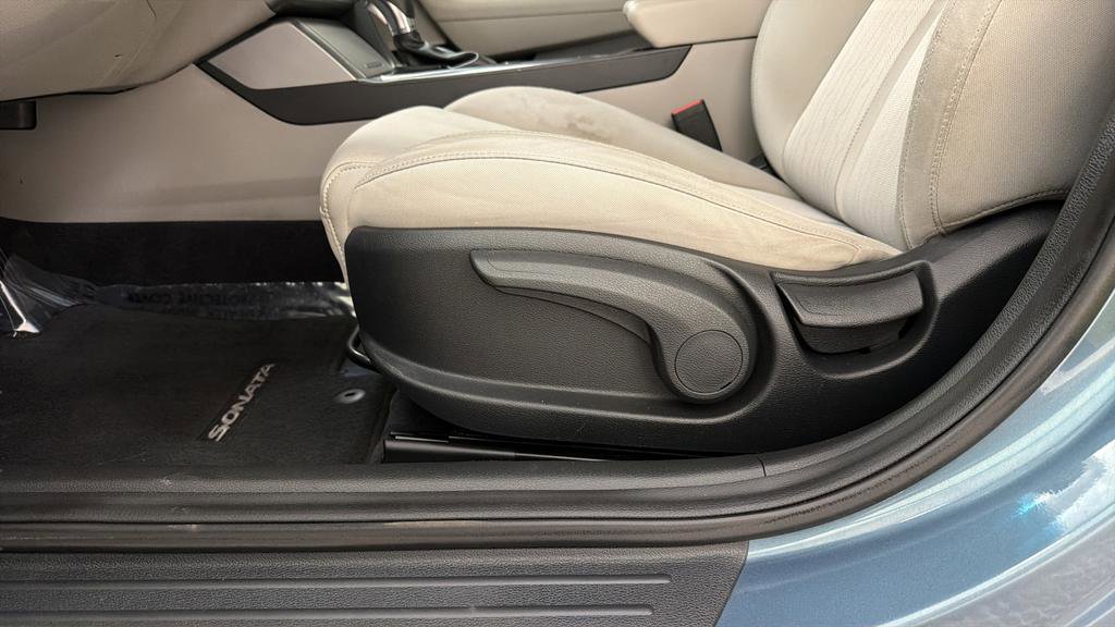Used 2016 Hyundai Sonata SE image 19