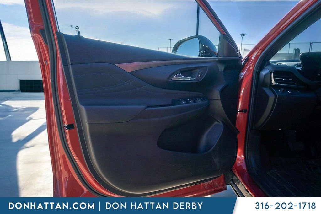 Used 2024 Buick Envista Sport Touring w/ Convenience I Package image 15