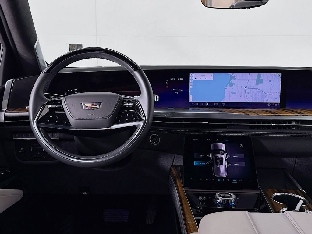 Used 2025 Cadillac Escalade ESV Sport Platinum AWD/4WD image 14