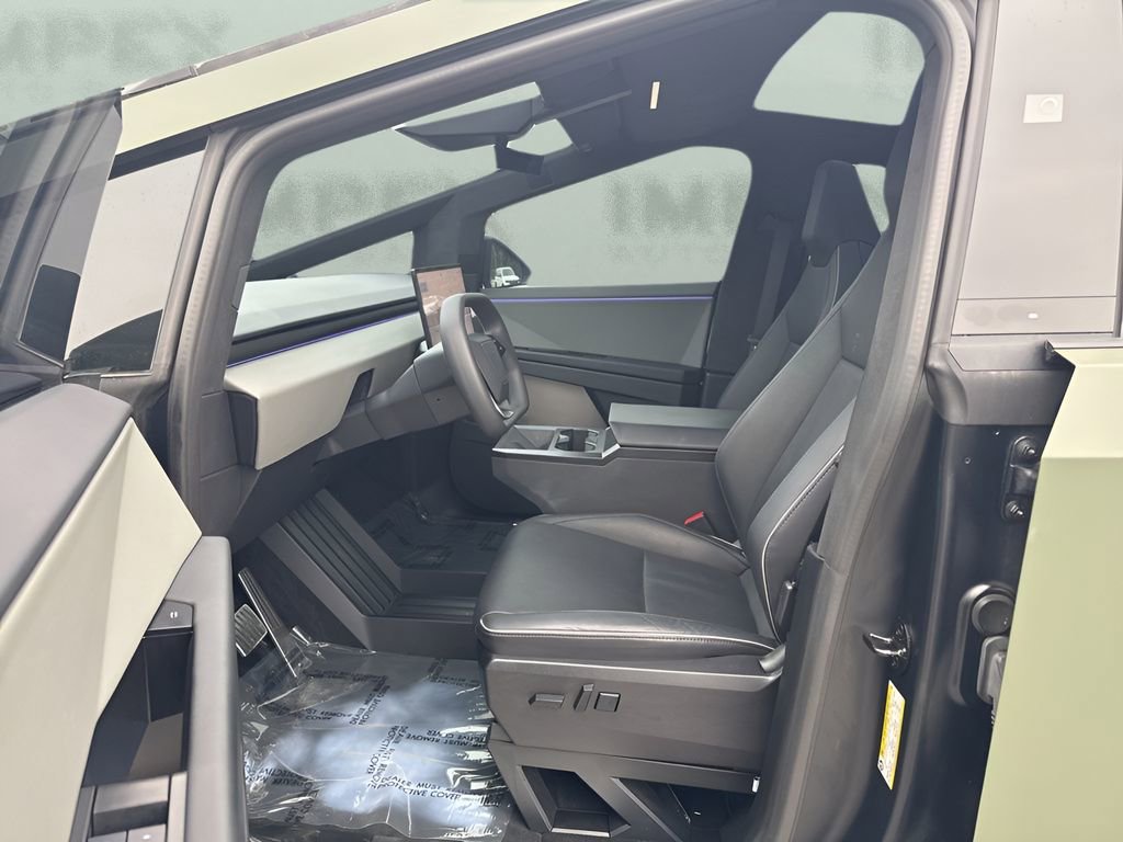 Used 2024 Tesla Cybertruck AWD Crew Cab image 9
