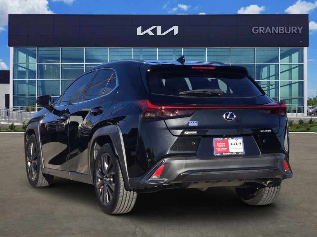 Used 2019 Lexus UX 200 F Sport w/ F Sport Premium Package image 4
