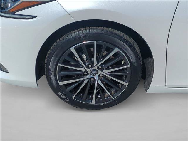 Used 2024 Lexus ES 350 w/ Premium Package FWD image 24